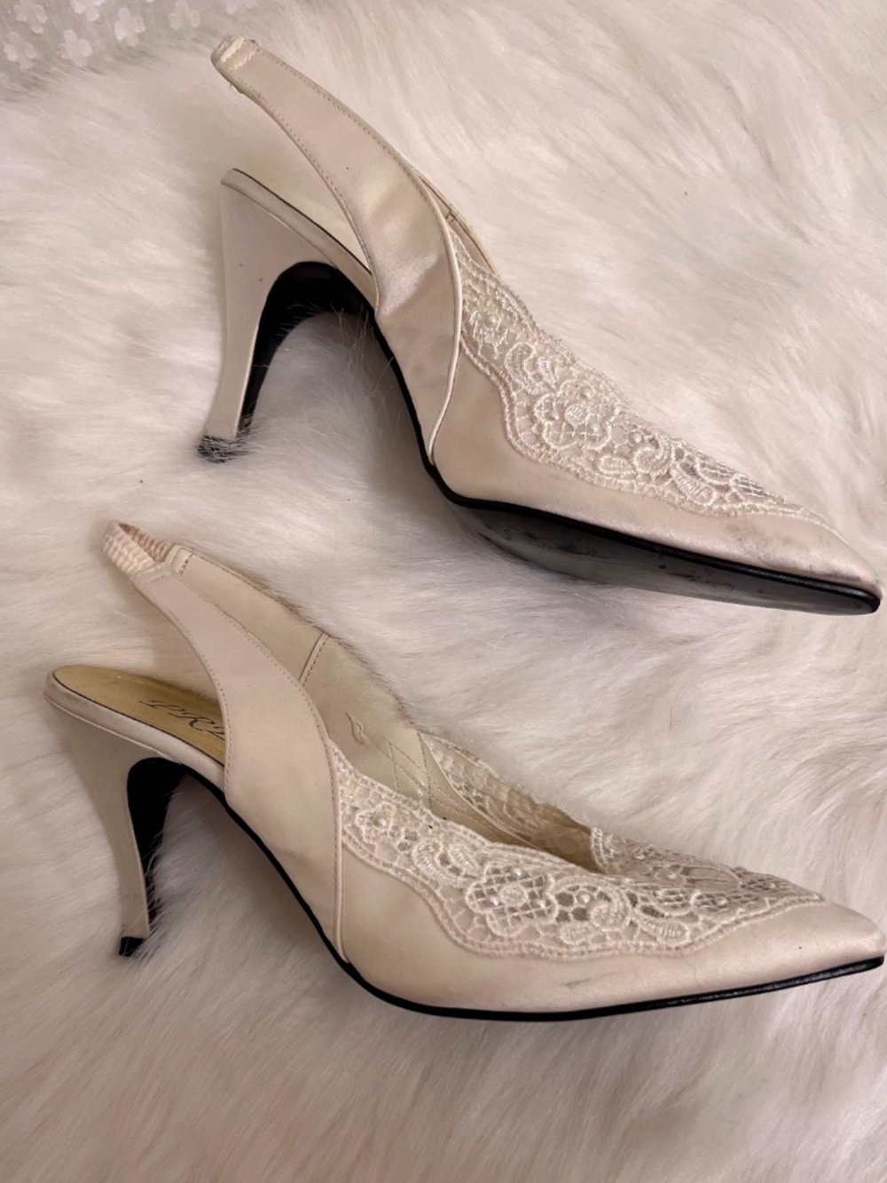 Vintage Bridal sling back shoes - Picture 3 of 6